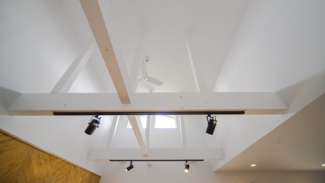 大空間の吹き抜け