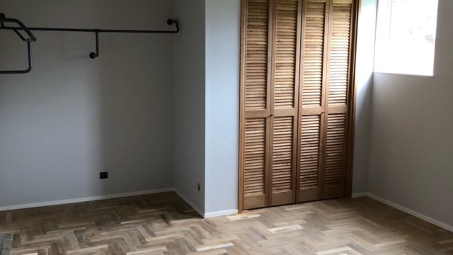 ルーバー収納戸